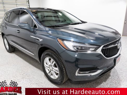 Used 2019 Buick Enclave Essence image 6