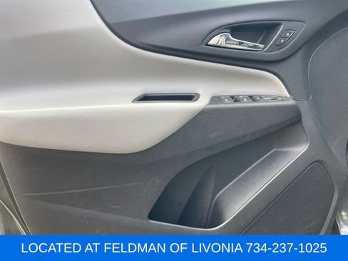 Certified 2020 Chevrolet Equinox LS w/ LS Convenience Package FWD image 9
