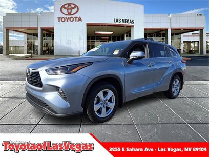 Certified 2022 Toyota Highlander LE