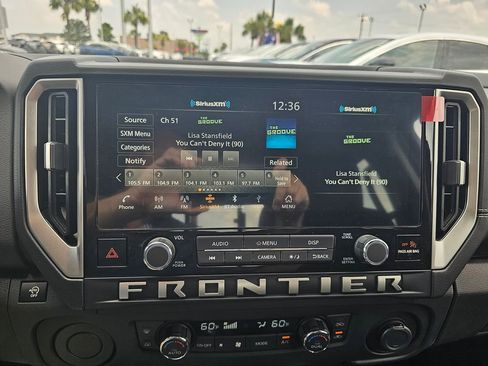 New 2025 Nissan Frontier SV w/ SV Convenience Package image 18