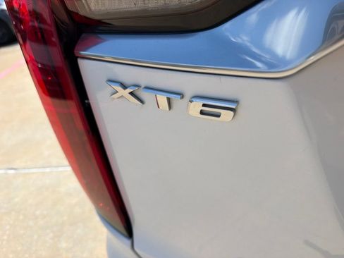 Used 2021 Cadillac XT6 Premium Luxury w/ Platinum Package AWD/4WD image 9