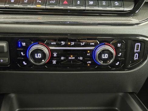 New 2026 Chevrolet Silverado 2500 ZR2 AWD/4WD image 20