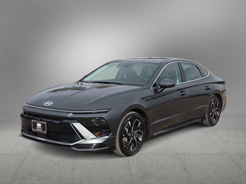 Certified 2025 Hyundai Sonata SEL image 4