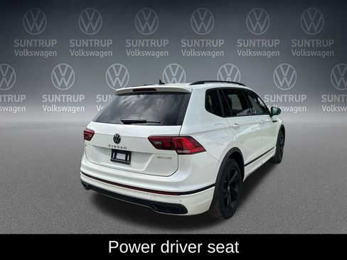 Used 2023 Volkswagen Tiguan SE R-Line FWD image 7