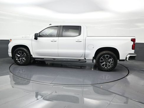 Used 2023 Chevrolet Silverado 1500 RST image 2