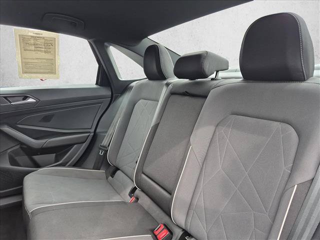 Used 2025 Volkswagen Jetta Sport FWD image 18