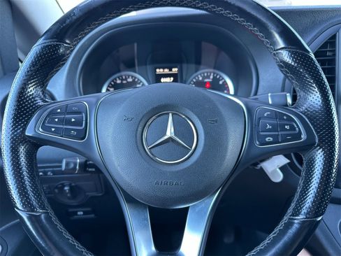 Used 2022 Mercedes-Benz Metris Cargo image 25