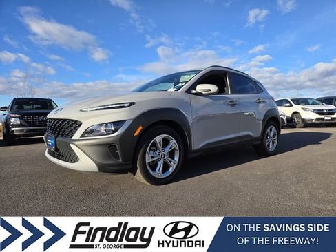 Certified 2023 Hyundai Kona SEL w/ Convenience Package image 1