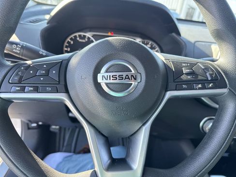 Used 2021 Nissan Altima 2.5 SV FWD image 16