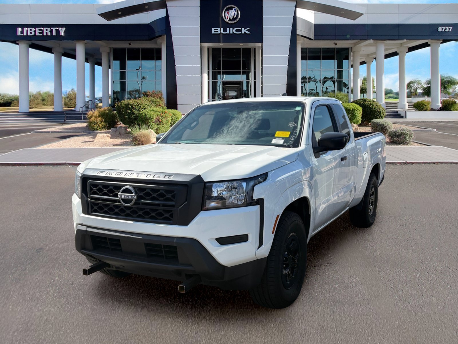 Used 2024 Nissan Frontier S RWD image 4