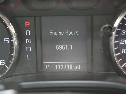 Used 2018 Chevrolet Silverado 1500 W/T w/ Trailering Package image 16