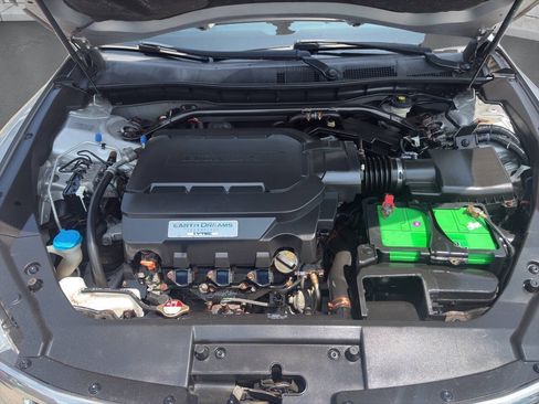 Used 2013 Honda Crosstour EX-L image 22