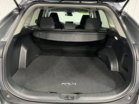 Used 2024 Toyota RAV4 LE image 7