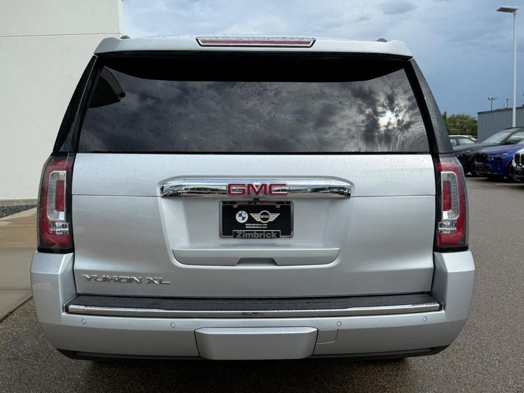 Used 2019 GMC Yukon XL Denali w/ Denali Ultimate Package AWD/4WD image 4