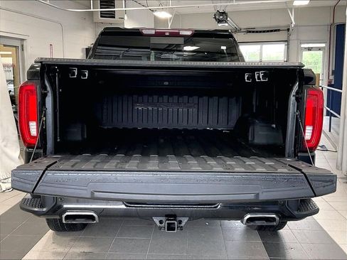 Used 2019 GMC Sierra 1500 Denali w/ Denali Ultimate Package AWD/4WD image 32