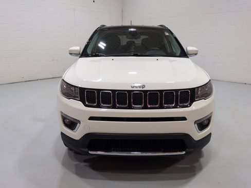 Used 2019 Jeep Compass Limited AWD/4WD image 8