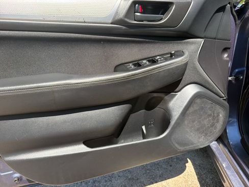 Used 2018 Subaru Legacy 2.5i w/ Alloy Wheel Package AWD/4WD image 12