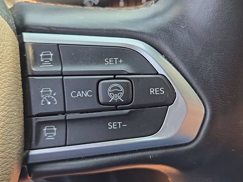 Certified 2022 Jeep Compass Limited w/ (RED) Package AWD/4WD image 27