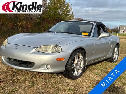 Used 2005 MAZDA MX-5 Miata LS