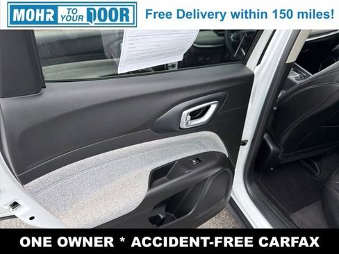 Used 2022 Jeep Compass Latitude FWD image 28