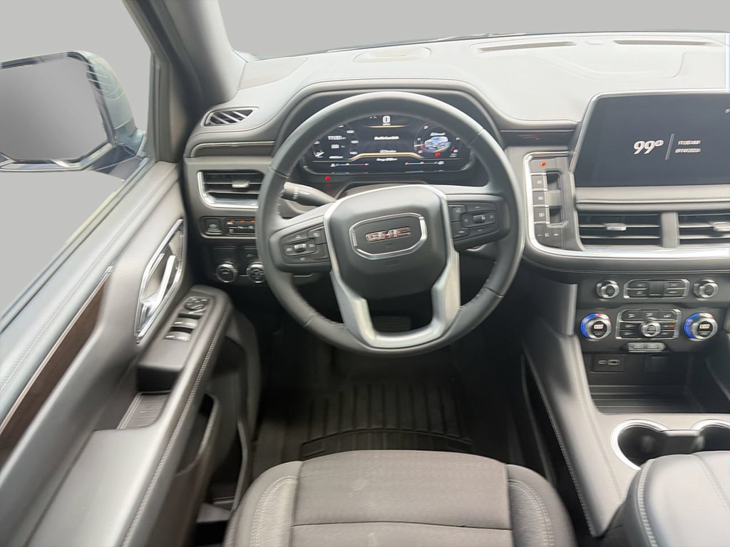 Used 2023 GMC Yukon XL SLE w/ Gmc Pro Safety Plus Package RWD image 11