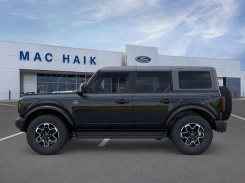 New 2026 Ford Bronco Outer Banks image 3