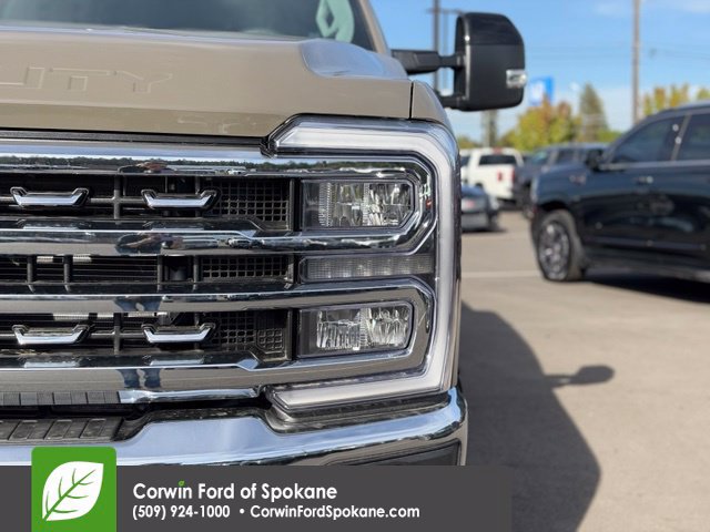New 2026 Ford F350 Lariat w/ Tremor Off-Road Package AWD/4WD image 7