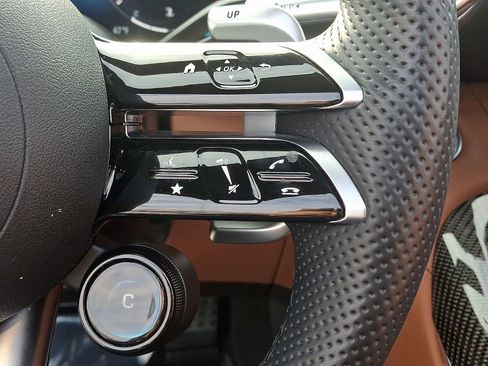 Used 2022 Mercedes-Benz SL 55 AMG 4MATIC image 20