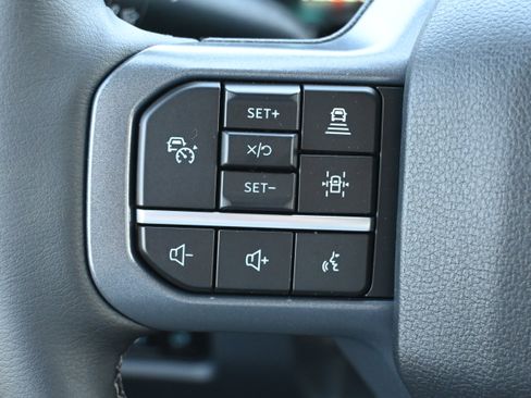 New 2026 Ford F250 Lariat w/ Black Appearance Package image 18