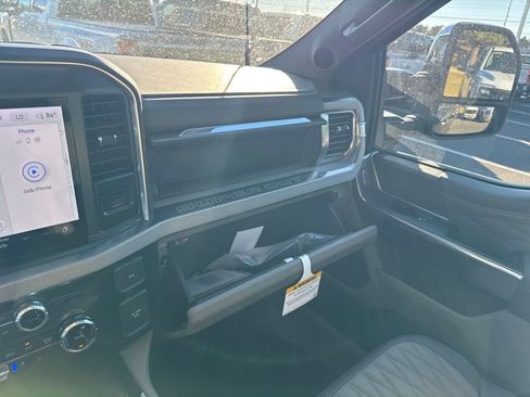 New 2026 Ford F350 Platinum w/ Platinum Plus Package image 39