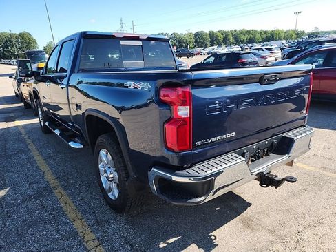 Used 2020 Chevrolet Silverado 2500 LTZ w/ LTZ Convenience Package AWD/4WD image 2