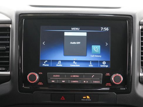 Used 2022 Nissan Frontier SV w/ Technology Package AWD/4WD image 18