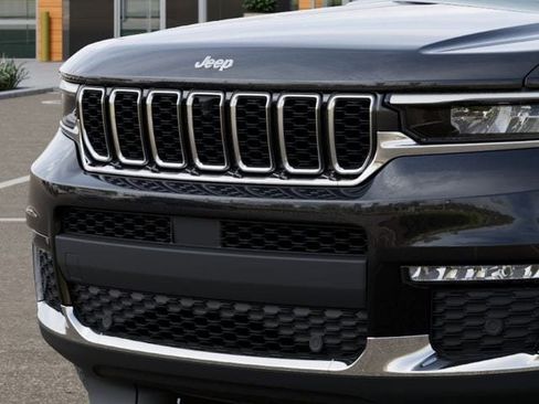 New 2025 Jeep Grand Cherokee L Limited w/ Luxury Tech Group II AWD/4WD image 11