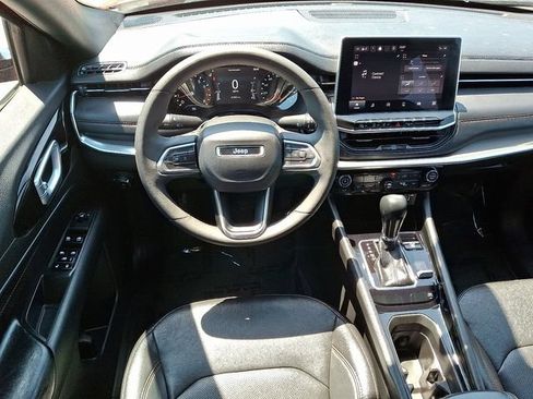 Used 2023 Jeep Compass Limited AWD/4WD image 11