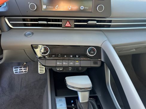 New 2025 Hyundai Elantra Sport image 29