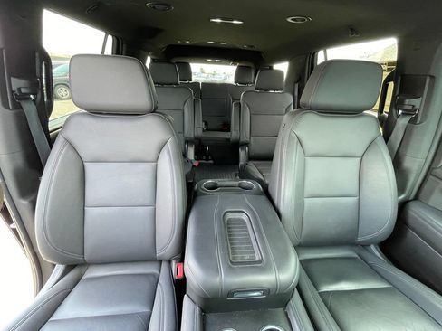 Used 2024 Chevrolet Tahoe Z71 w/ Luxury Package AWD/4WD image 43