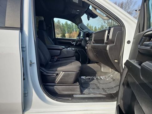 Used 2024 Chevrolet Silverado 2500 LT image 21