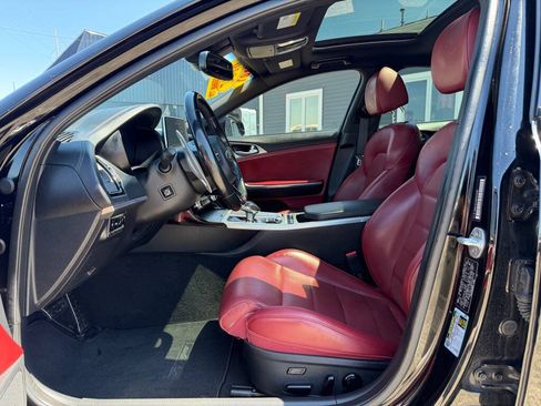 Used 2019 Kia Stinger GT2 AWD/4WD image 11