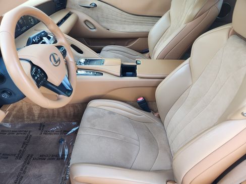 Used 2018 Lexus LC 500 Coupe image 12