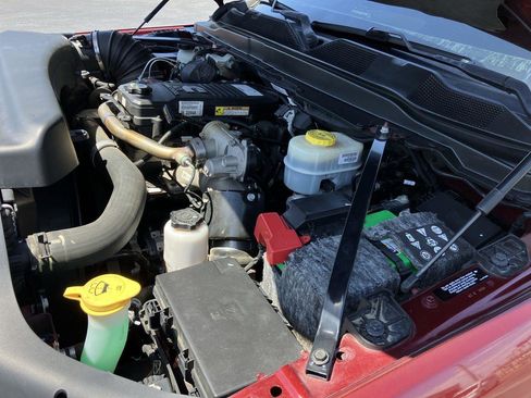 Used 2019 RAM 2500 Big Horn image 35