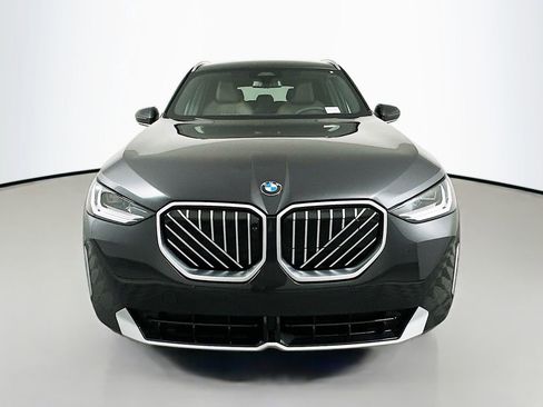 Used 2025 BMW X3 xDrive30i w/ Premium Package image 2