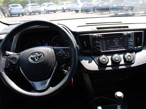 Used 2018 Toyota RAV4 LE w/ All Weather Liner Package AWD/4WD image 10