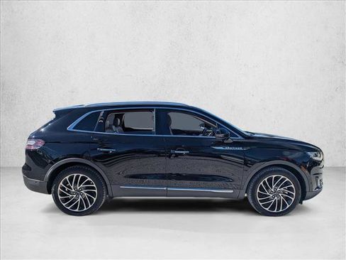 Used 2019 Lincoln Nautilus Reserve image 4