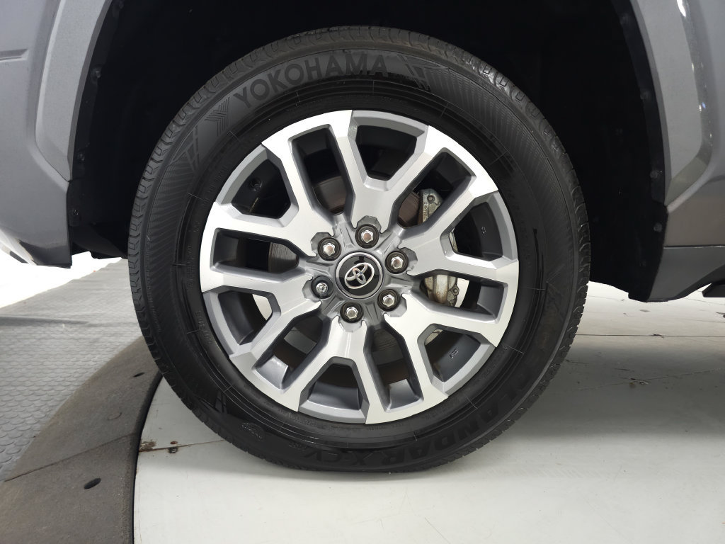 Used 2025 Toyota Tundra 1794 Edition AWD/4WD image 34