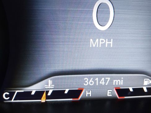 Used 2022 Jeep Cherokee Limited image 19