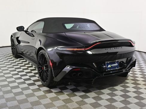 Used 2023 Aston Martin V8 Vantage Roadster image 4