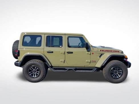 Used 2025 Jeep Wrangler Unlimited Rubicon image 27