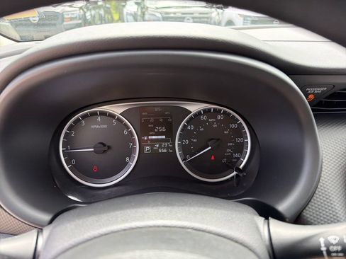 Used 2025 Nissan Kicks Play S FWD image 21