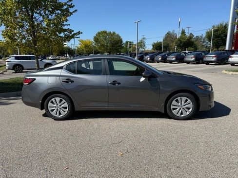 New 2025 Nissan Sentra S image 4
