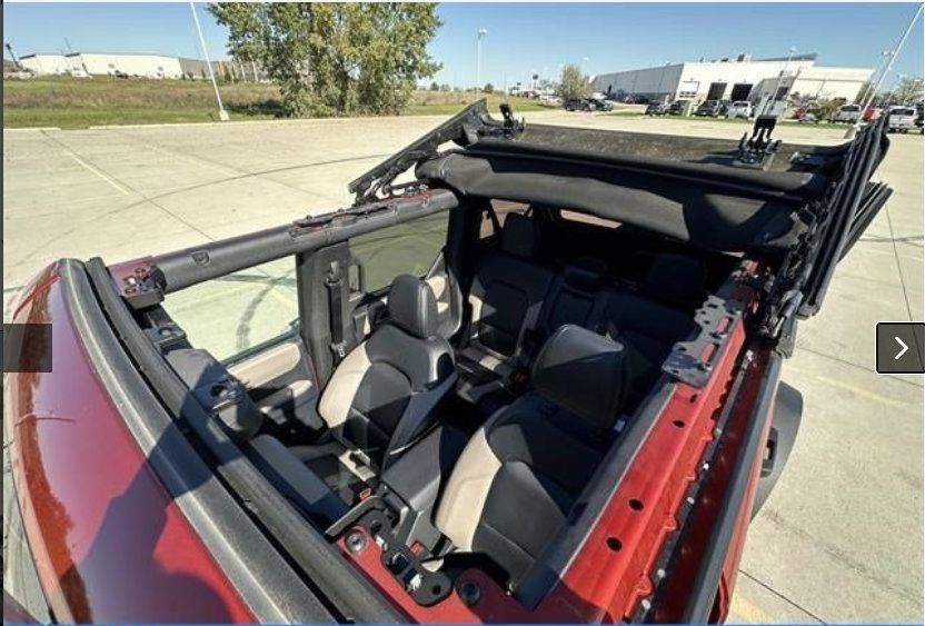 Used 2023 Ford Bronco Wildtrak AWD/4WD image 7
